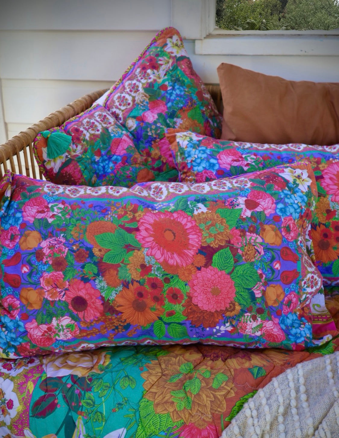 Nights in Nirvana - Standard pillowcase set of 2